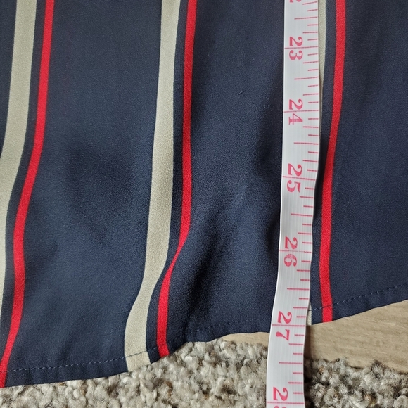 Van Heusen Women's Striped Blouse Size Medium Blue Beige Red - Picture 5 of 13